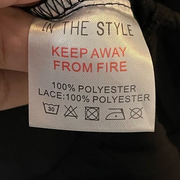 In The Style x Lorna Luxe volume sleeve mini smock dress NWT 24W - Picture 7 of 9